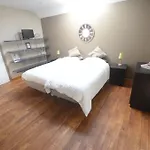 לינה וארוחת בוקר Le Ravel De Max סארט - לה - ספא