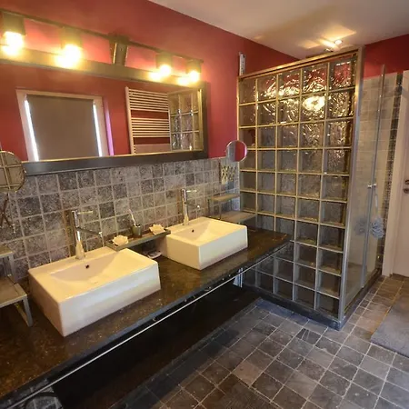 Bed & Breakfast Le Ravel De Max *